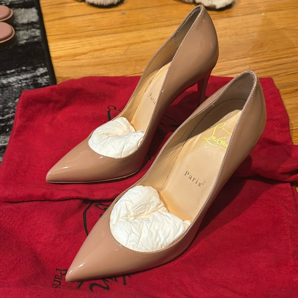 Christian Louboutin sandals size 38.5 - USD 500$ only